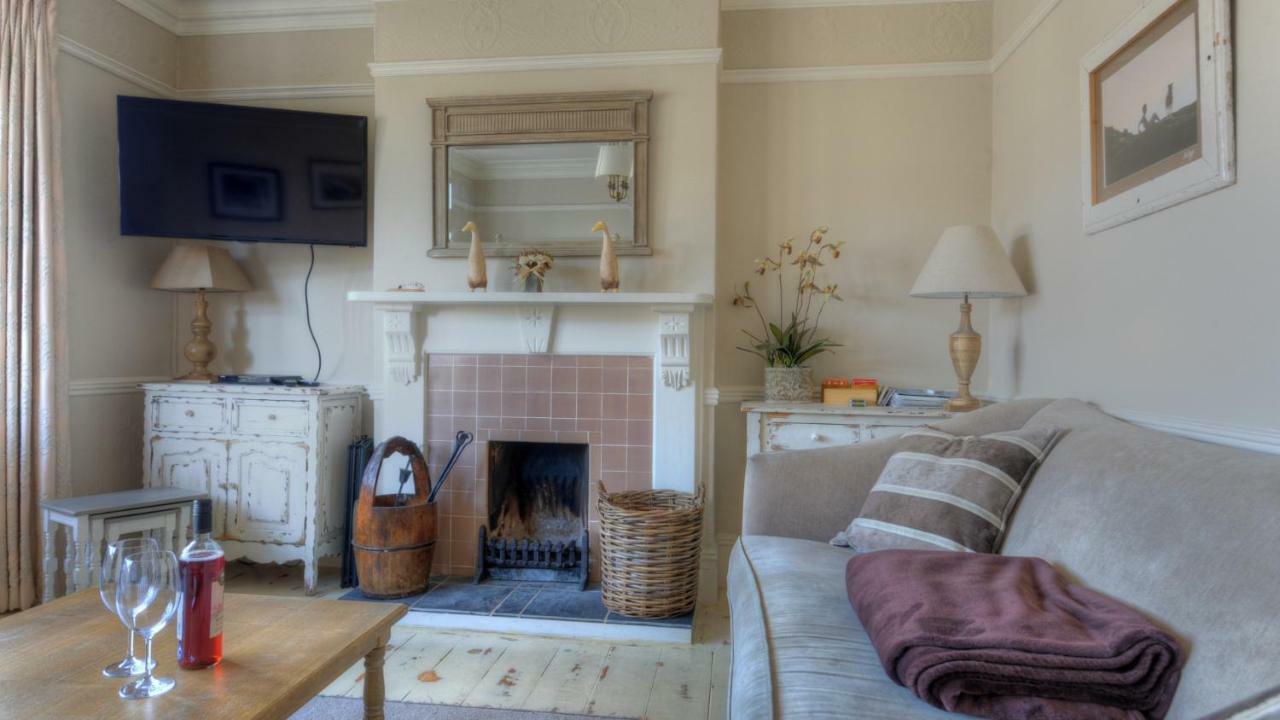 2 Hadleigh Villas Lyme Regis Dış mekan fotoğraf